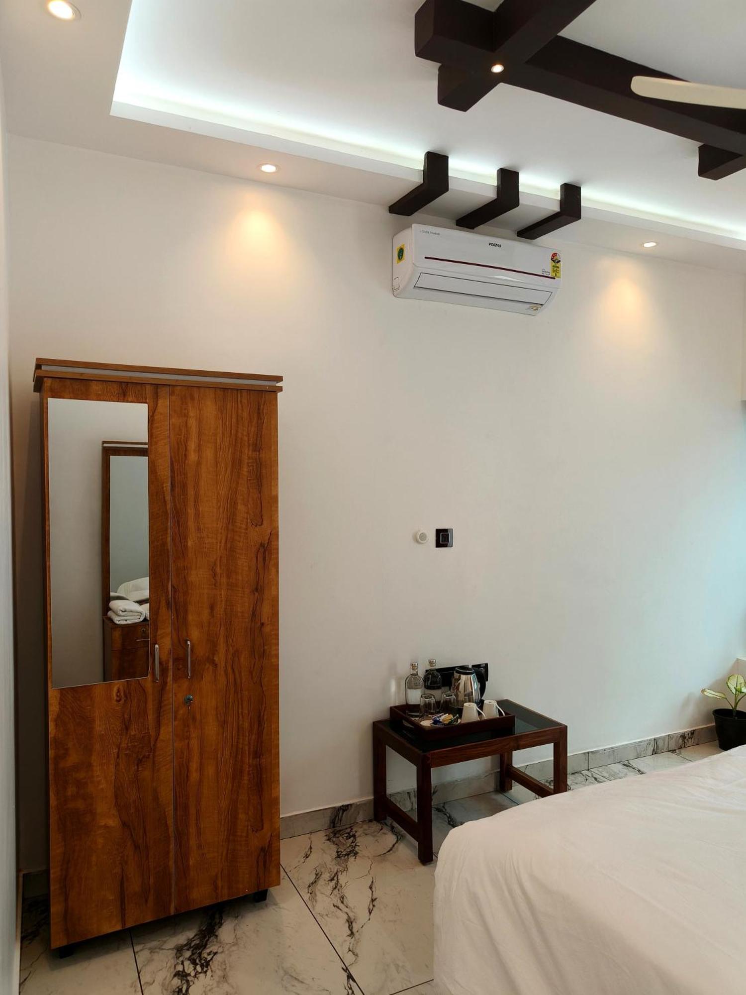Wavealokam Beach Retreat Varkala Exterior photo