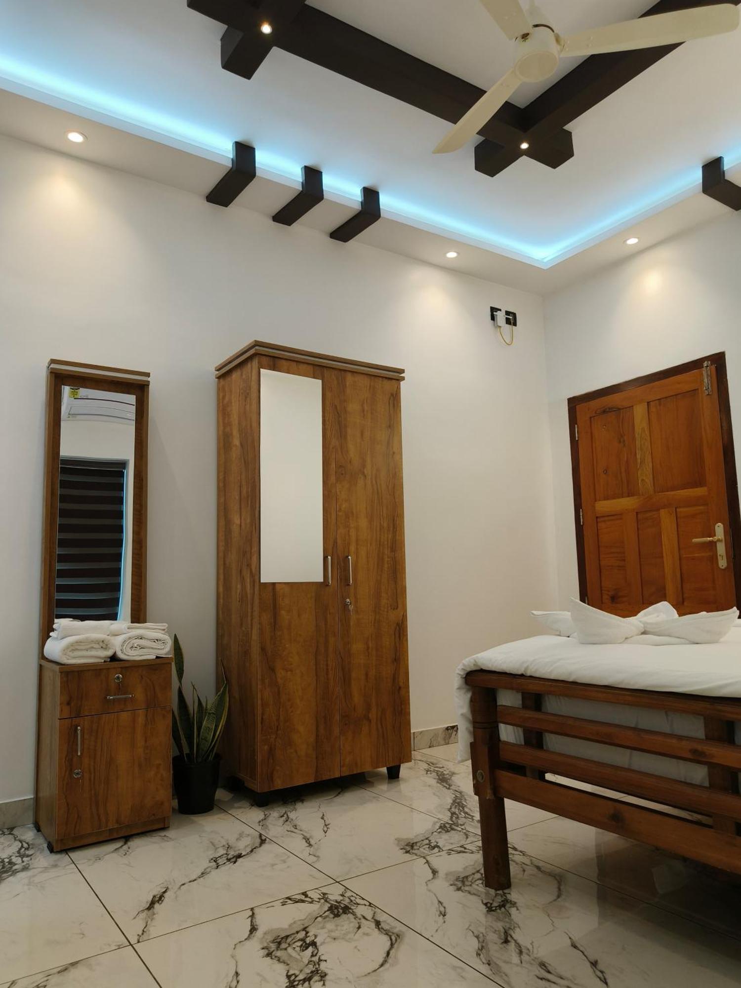 Wavealokam Beach Retreat Varkala Exterior photo